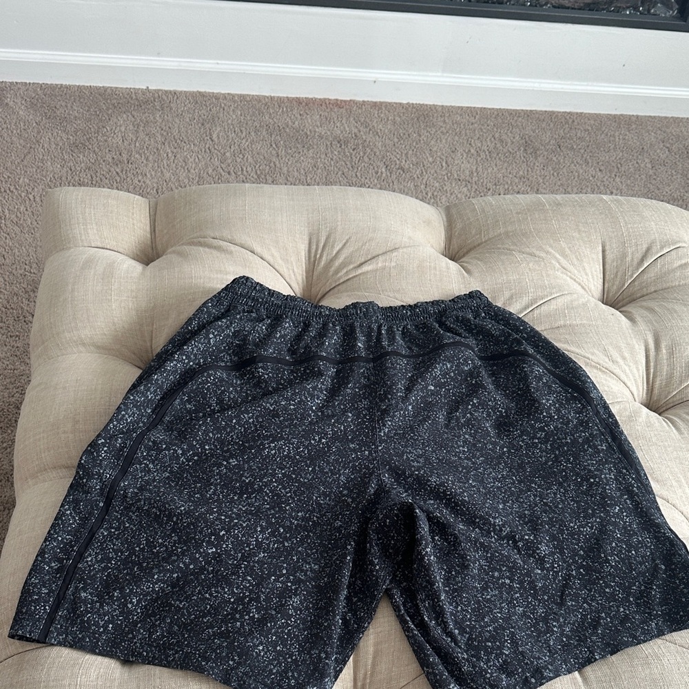 lululemon athletica Black and White Athletic Shorts - Picture 6 of 7